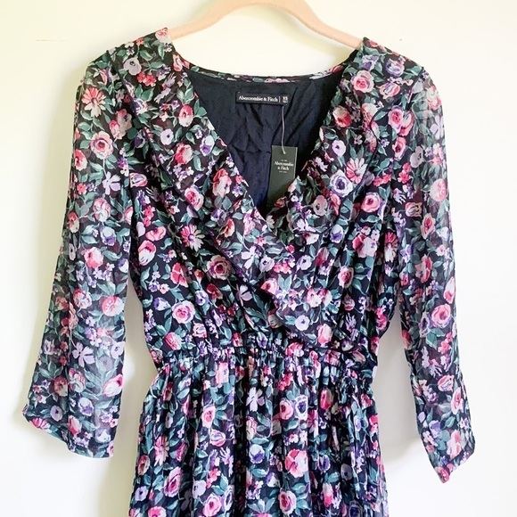 Abercrombie & Fitch Floral Faux Wrap Mini Dress - Picture 3 of 9